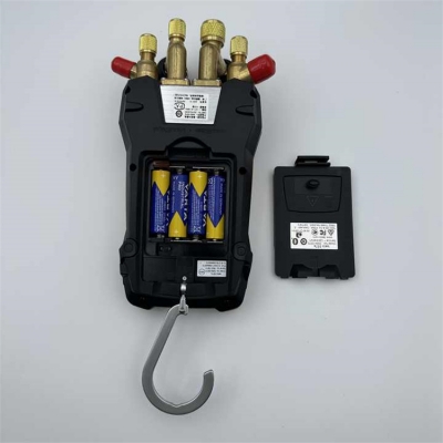 Musktool-Testo 557s Smart Vacuum Kit - Smart Digital Manifold With Wireless Vacuum and Clamp Temperature Probes